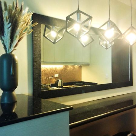 Megaworld Furnished Studio Near Mall/Marriott/Icc Iloilo City Exteriör bild