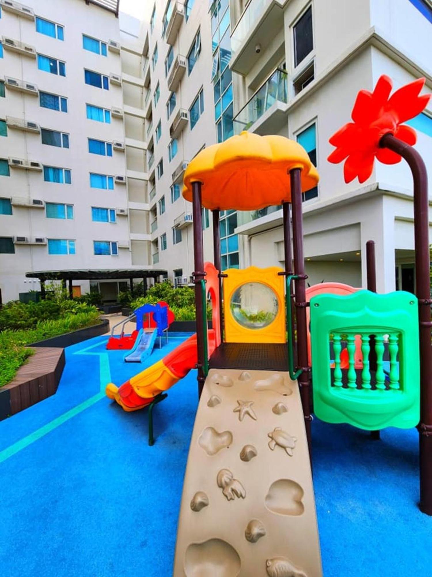 Megaworld Furnished Studio Near Mall/Marriott/Icc Iloilo City Exteriör bild